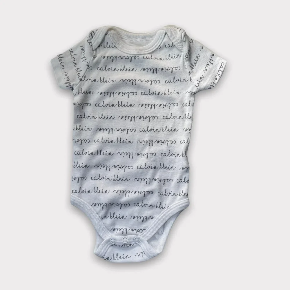Gender Neutral 0-3 Months Onesies Bodysuits Set of 5 - Picture 7 of 7